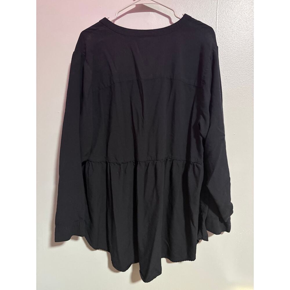Torrid Black Button Front Babydoll Blouse Size 3 - Picture 2 of 4